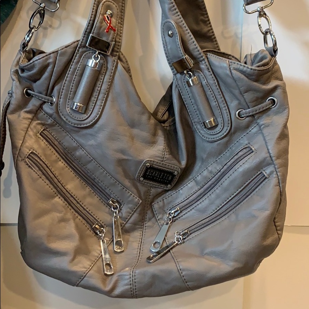 Scarleton Los Angeles gray many zip bag